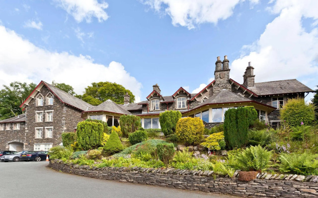 Craig Manor Hotel