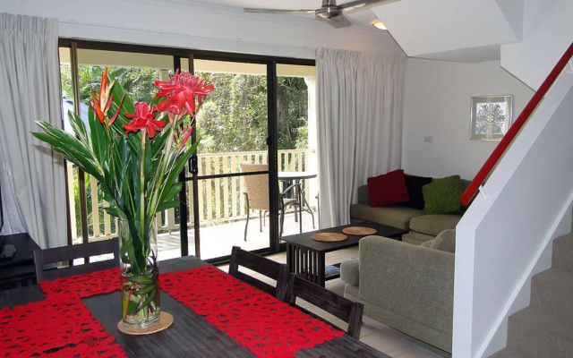 Tropical Reef Apartments