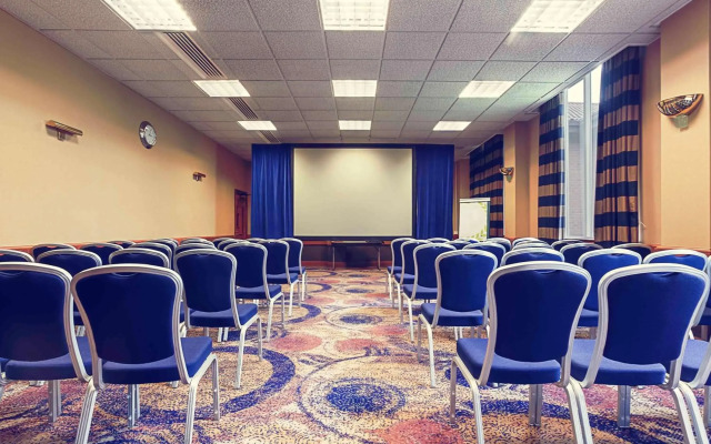 Mercure Daventry Court Hotel