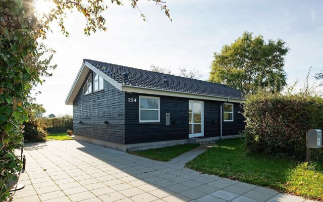 6 Person Holiday Home in Karrebaeksminde