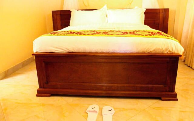 Prinias Hotel