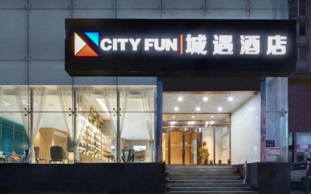 Zhengzhou City Fun Hotel (Exhibition Center)