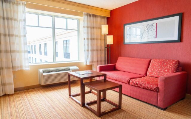 Courtyard by Marriott Downtown Ottawa