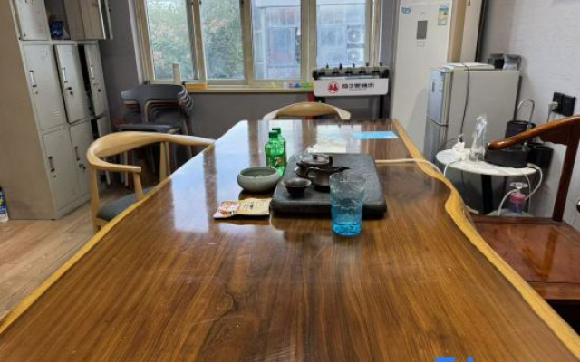 pomelo Hotel