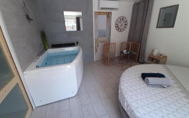 Allegria Nimes Chambre Deluxe Spa