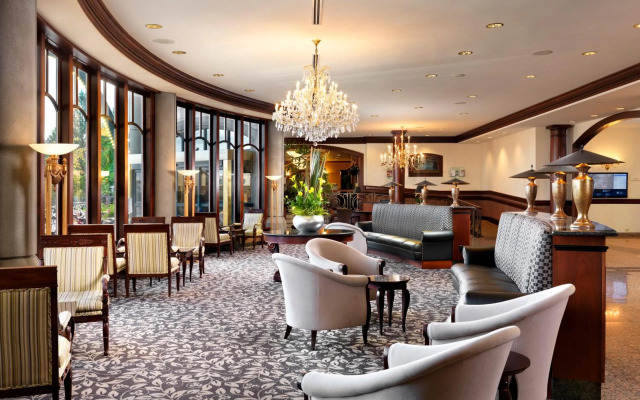 Hotel Grand Pacific