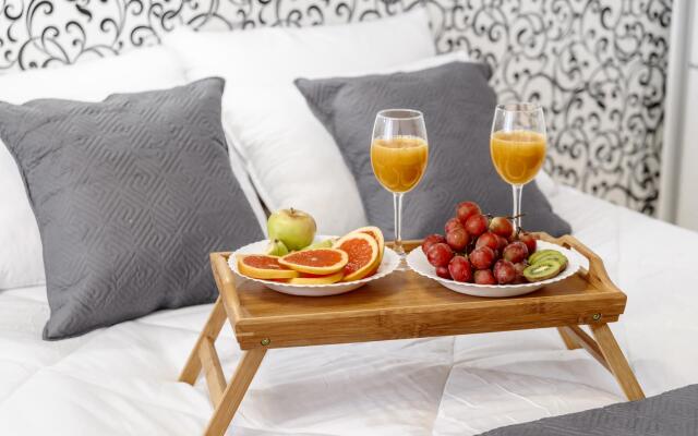 LetoApart (ЛетоАпарт) на улице  Революции 1905 года 35