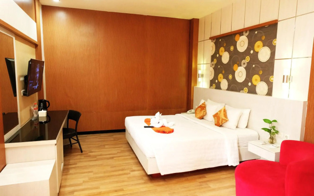 Halogen Hotel