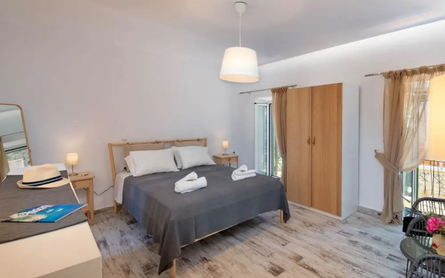 Loggos Couple Suite By Konnect