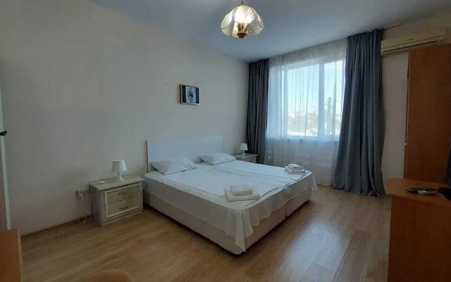 Quartz Hotels Varna Briz