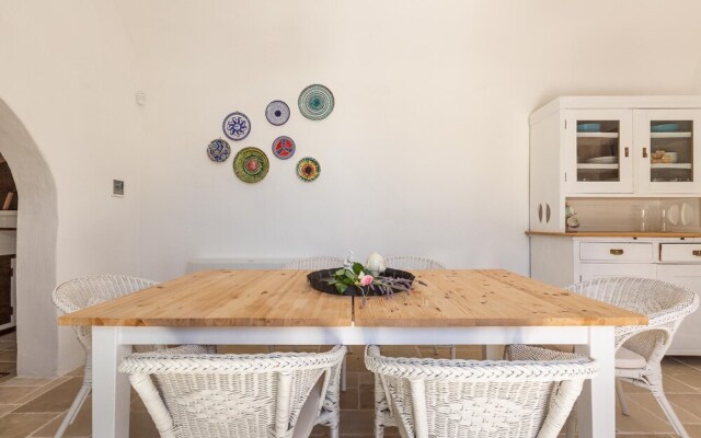 2410 Tenuta dei Fragni by Perle di Puglia