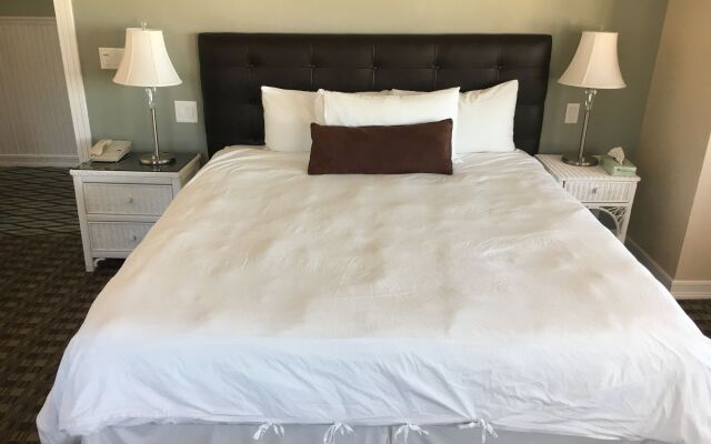 Glenmore Plaza Hotel