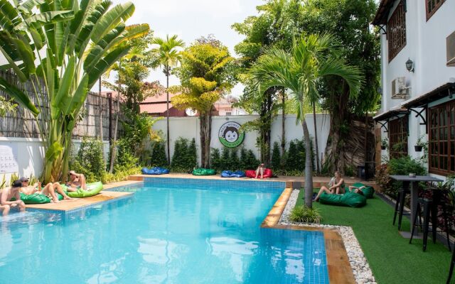 The Mad Monkey Hostel Siem Reap