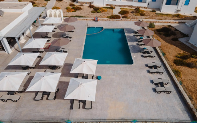 Naxos Rooms Studios Apolafsi
