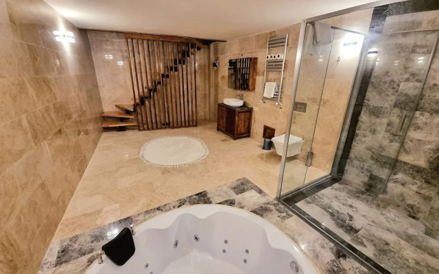 Dream Cave Hotel & Hostel