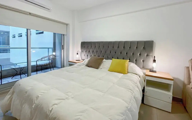 Studio With Pool and Balcony In San Telmo