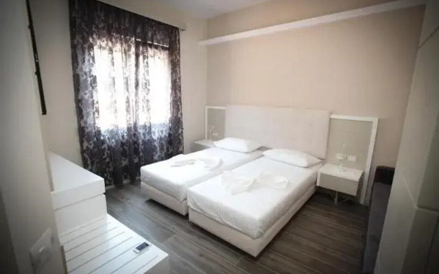 Splendor Hotel & Spa