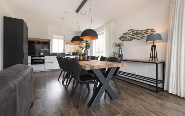 Villa With a Sauna in Tjeukemeer