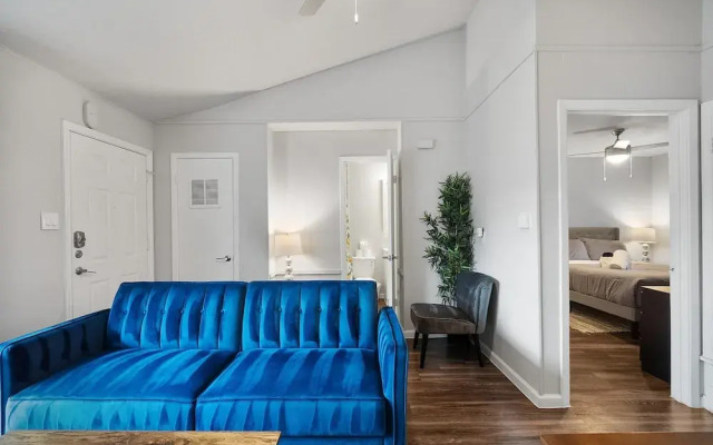 Stylish 1BR Zilker Evonify