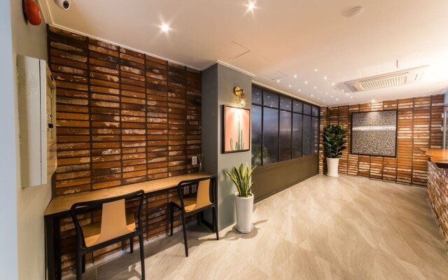 Wonju Mary Jane Hotel