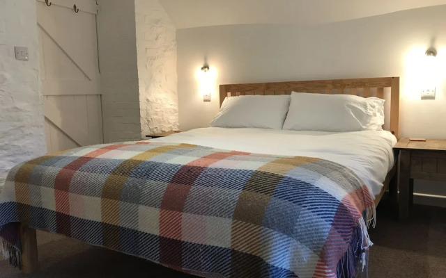 Lucy's Tearoom B&B