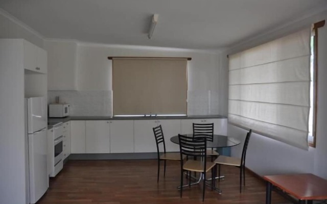 Anglesea Lodge