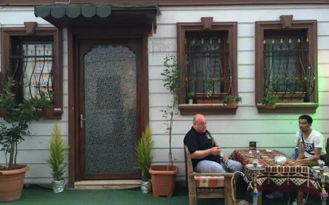 Peteks Hotel