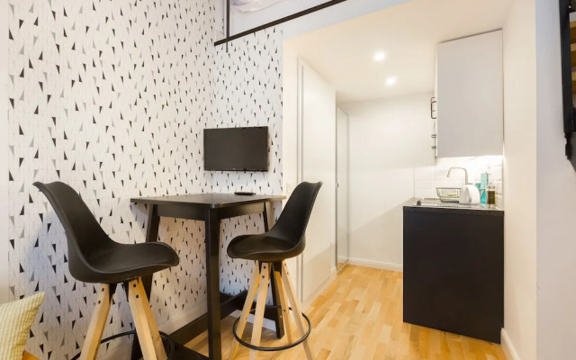 Leah Studios