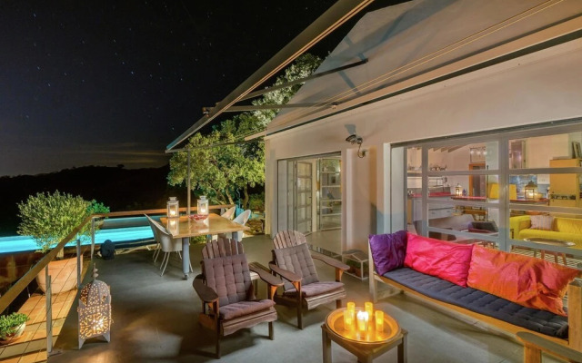 Scenic Villa in Moclinejo With Private Pool