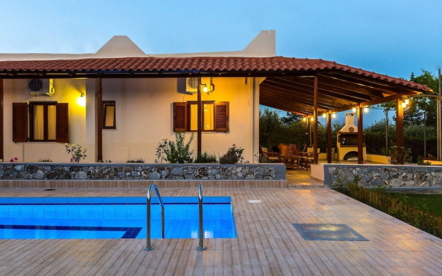 Gorgeous Pool Garden Villa