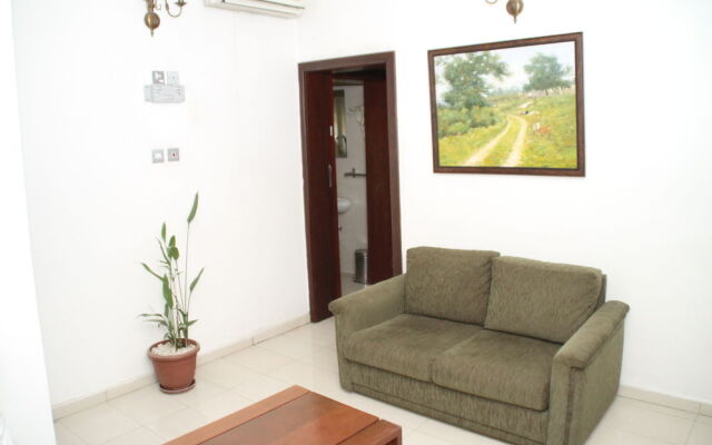 Bec Suites
