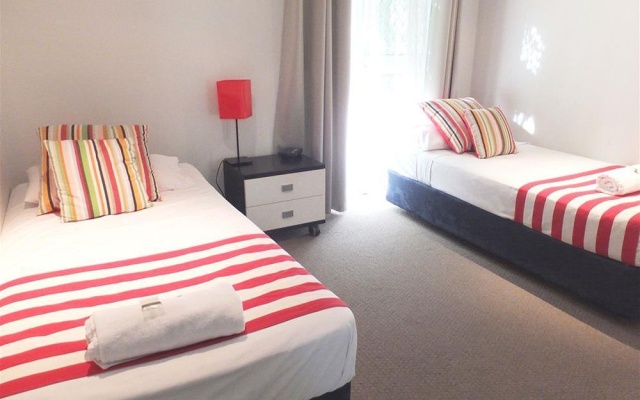 The Shores Holiday Apartments – Guest Rooms – Blacks Beach