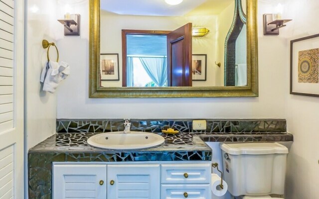 Royal Palms 3 1 Bedroom Condo by RedAwning