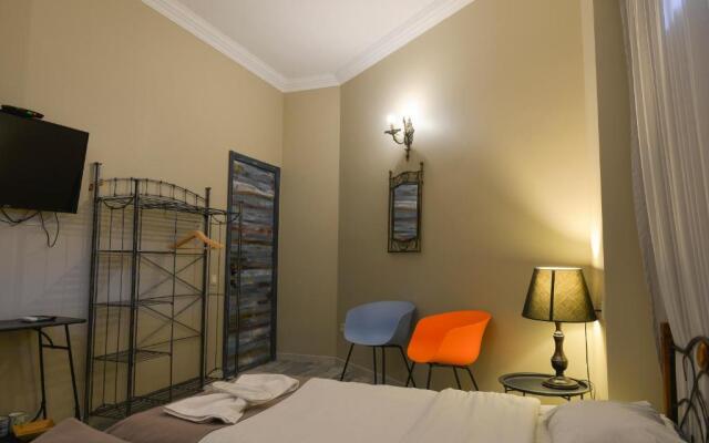 Ponto Gallery Boutique Hotel