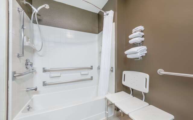 Super 8 by Wyndham Georgetown