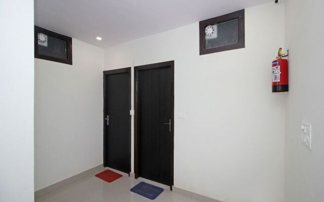 Oyo 9711 Hotel Marc Blu