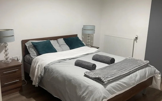 Inviting 2-bed Apartment in London