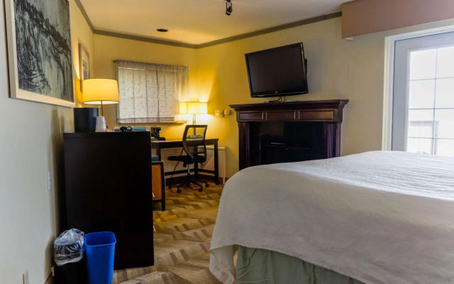 Best Western Plus Silverdale Beach Hotel