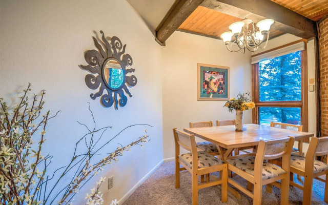 The Lodge by Retreatia