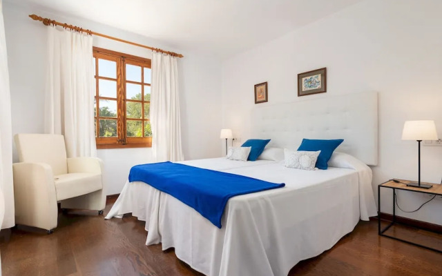 Villa Can Toni in Port de Pollen a