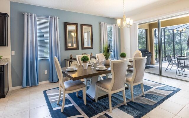 8032osc-solterra Resort