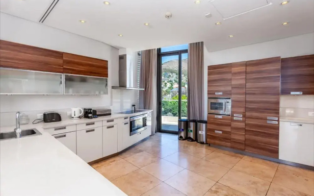 The Marina Family Penthouse - 704