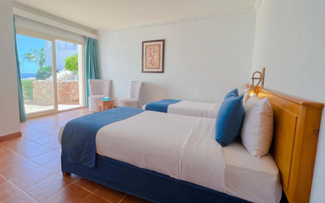 Club Reef Resort