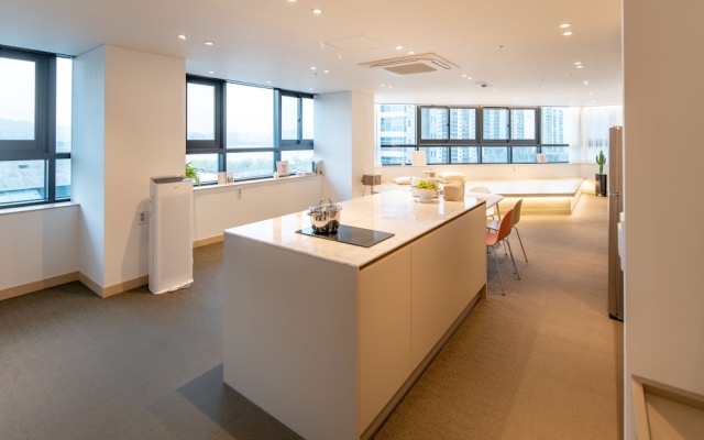Upflo House Dangsan - All you can enjoy