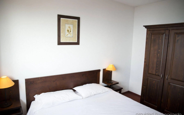 Zenitude Hotel-Residences Les Terrasses du Lac