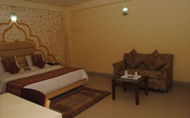 Hotel Moon Light Bhimtal