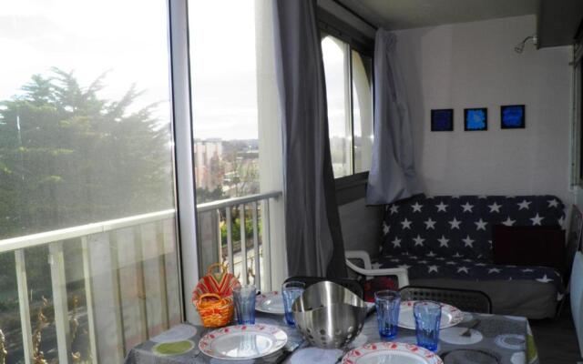 Appartement Sète, 1 Pièce, 4 Personnes - Fr-1-338-11