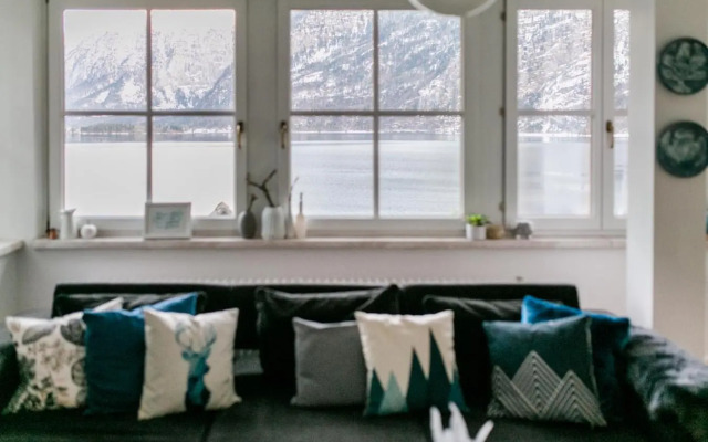 Hallstatt Lake View House