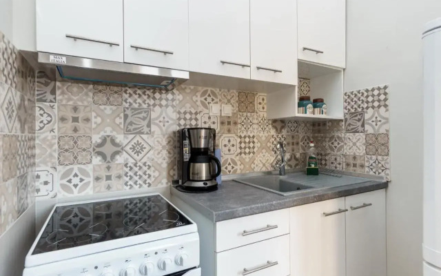 C.4 Red Rose #colony_central_apartment