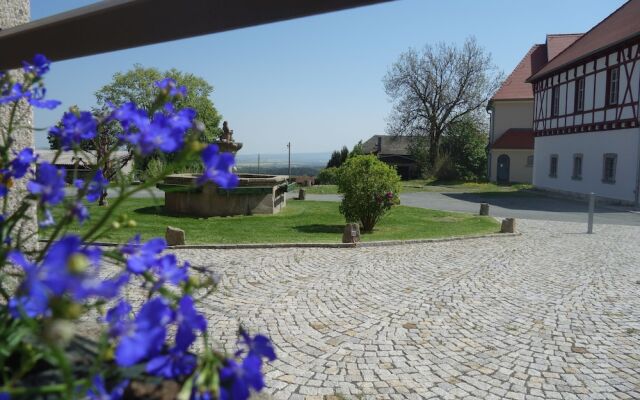 Hotel Garni Schloss Schonberg